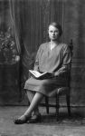 Schoon Maria Dina 1883-1937 (foto dochter Jacoba Adriaantje).jpg